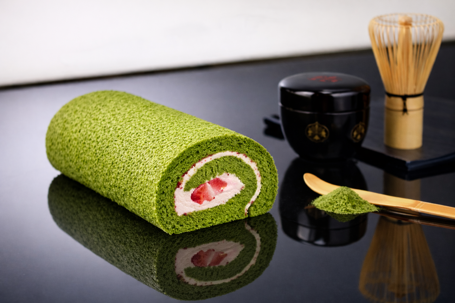 Matcha Strawberry Roll Whole