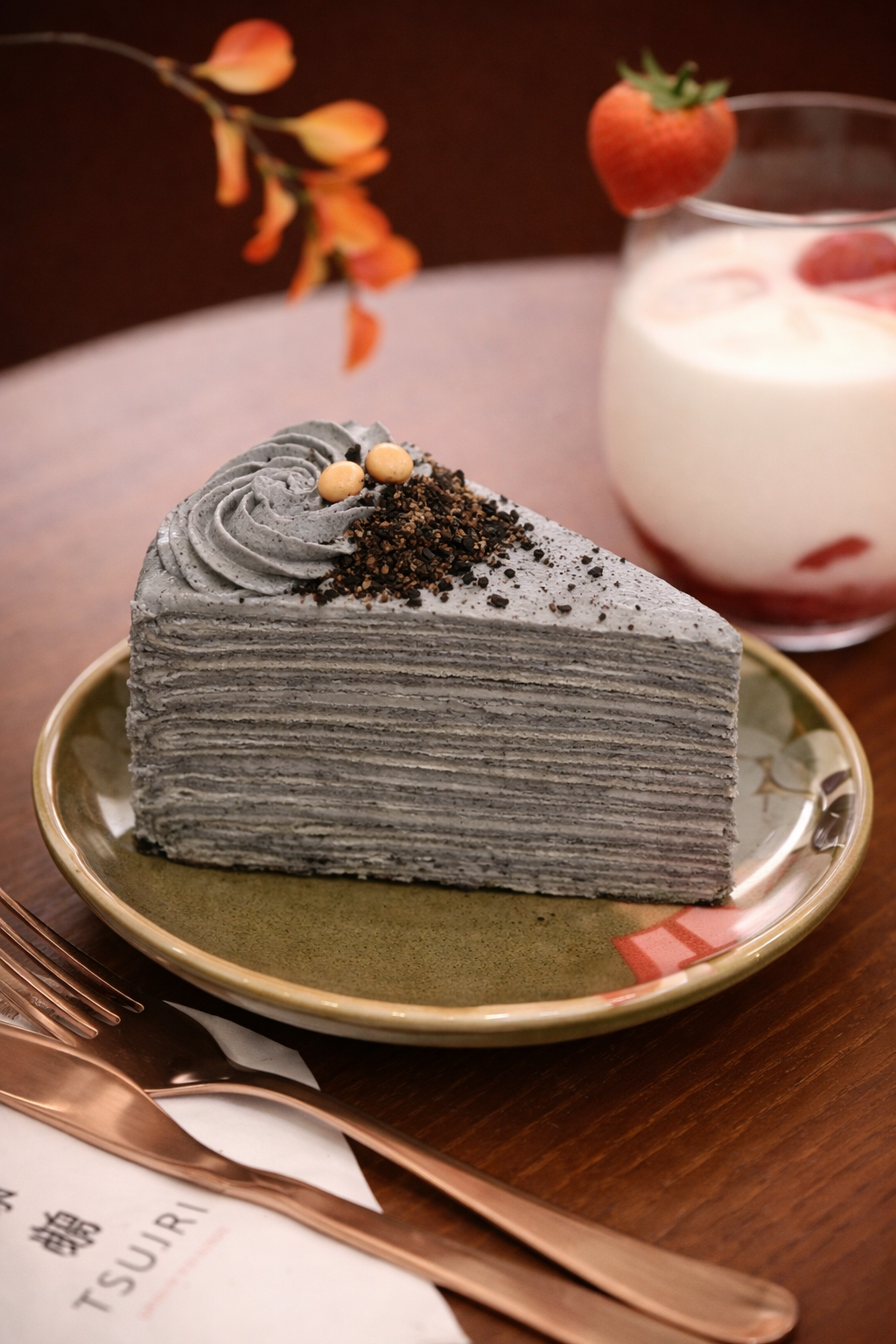 Kurogoma Crepe Cake